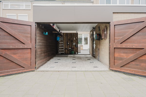 Medium property photo - Salamanderveen 302, 3205 TE Spijkenisse